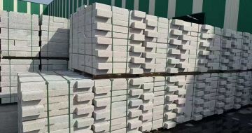 江苏芝麻白路沿石