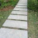 江苏 芝麻黑小区踏步、汀步石铺装效果