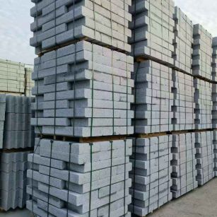 江苏 路沿石（路侧石），颜色一致，尺寸标准