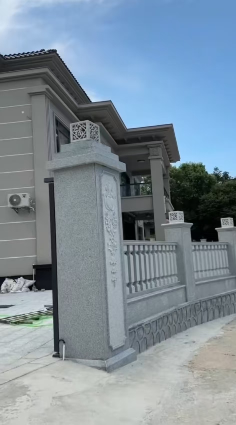江苏 芝麻白别墅围墙栏杆，私人订制