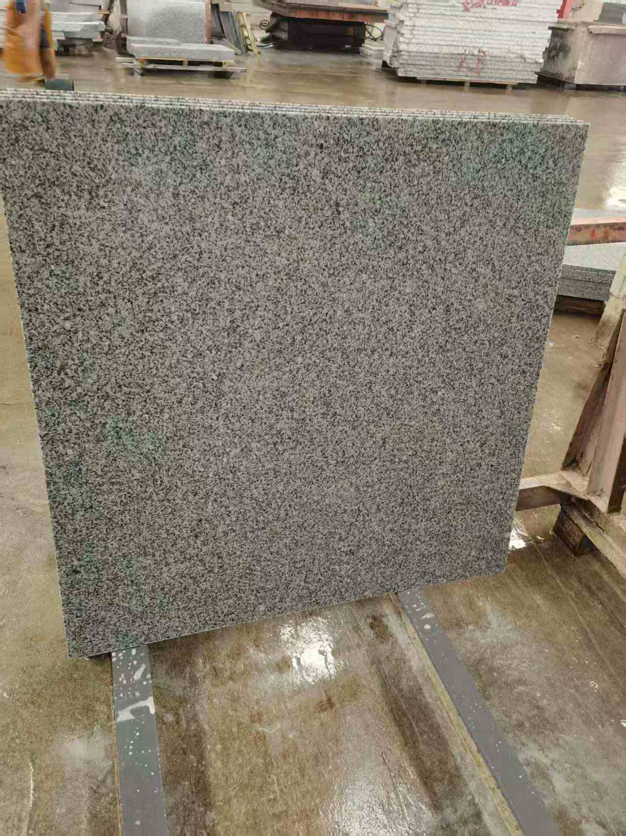 江苏 芝麻白光面900*900，高地铁标准