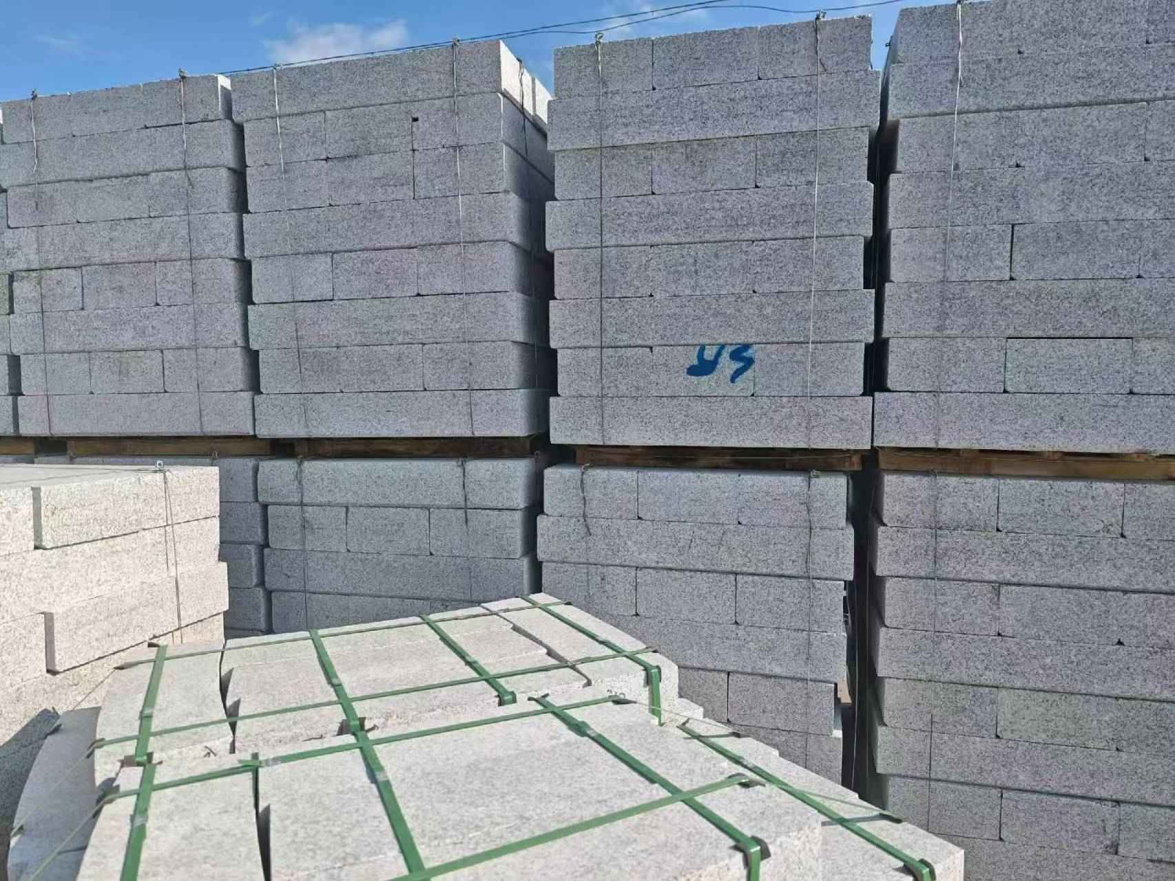 江苏 路沿石，路侧石-尺寸标准、颜色均匀