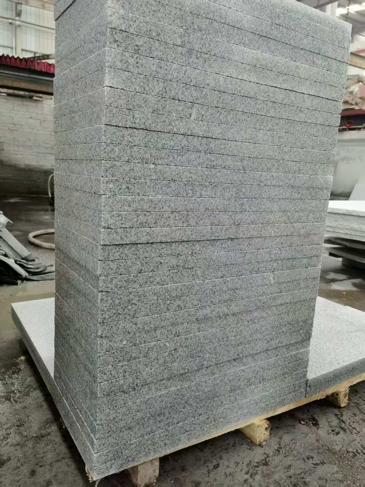 江苏 花岗岩 地铺成品300*600，尺寸标准、厚薄均匀